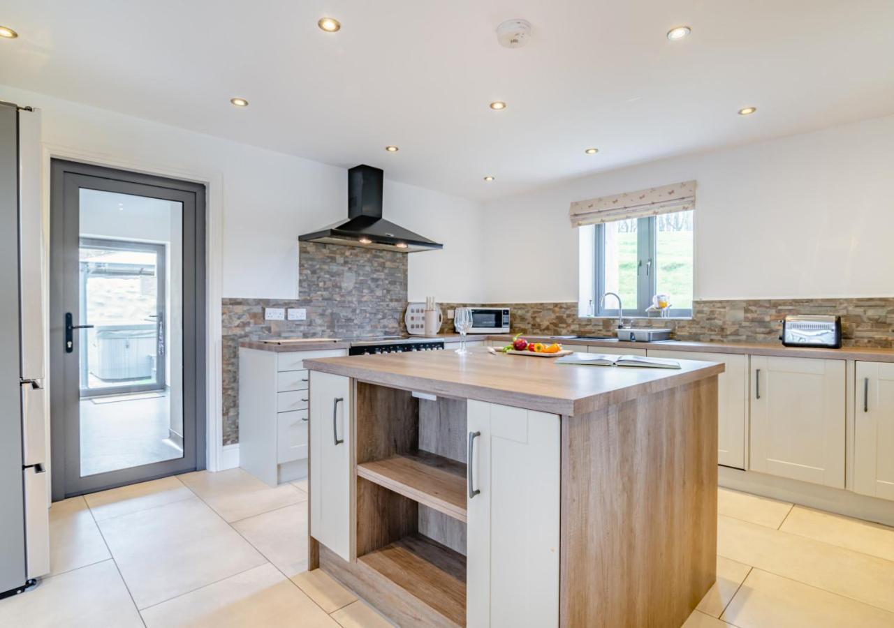 Apartament Usk Barn Llanbadoc Zewnętrze zdjęcie